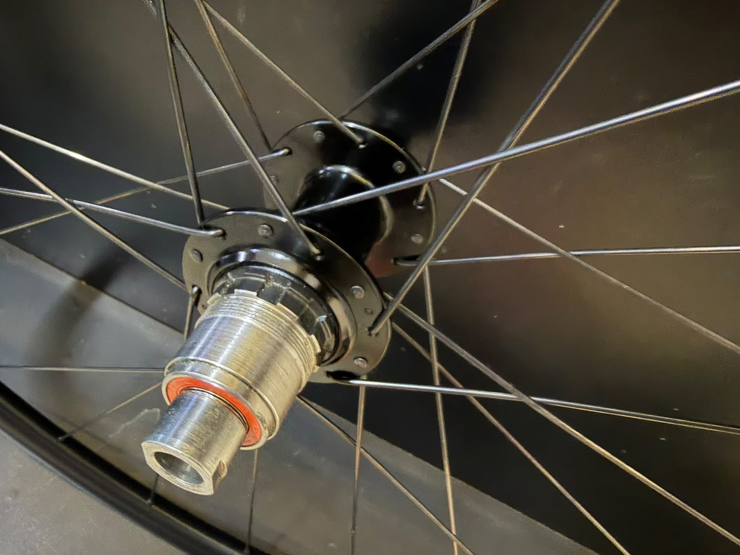 Roda DT SWISS R 470 - Tubeless - Disc - XDR