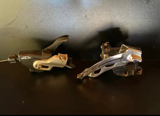 Conjunto Dianteiro Shimano SLX M670 - Alavanca Esquerda + Câmbio Dianteiro - 10v