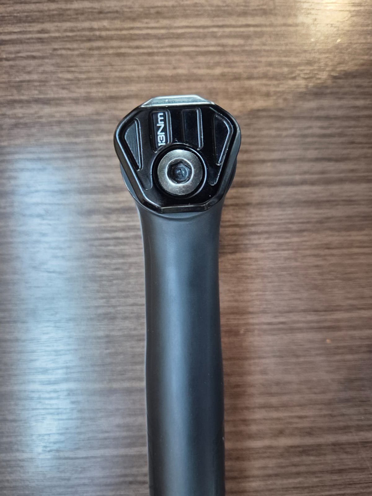 Canote Seminovo Shimano Original Pro Tharsis XC Carbono