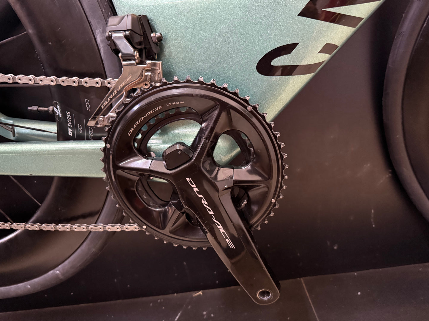 Bicicleta p/ triathlon Canyon Speedmax CFR LTD