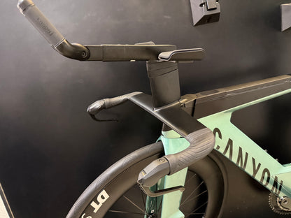 Bicicleta p/ triathlon Canyon Speedmax CFR LTD
