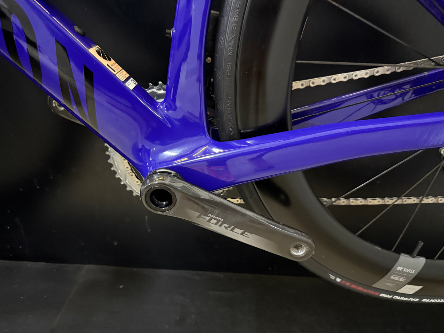 Bicicleta aeroroad Canyon CF SLX