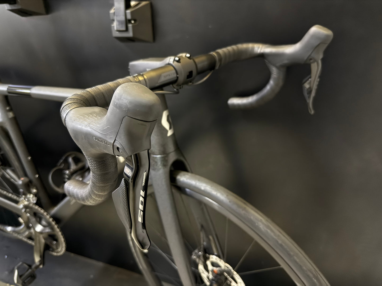 Bicicleta seminova road Scott Addict 40