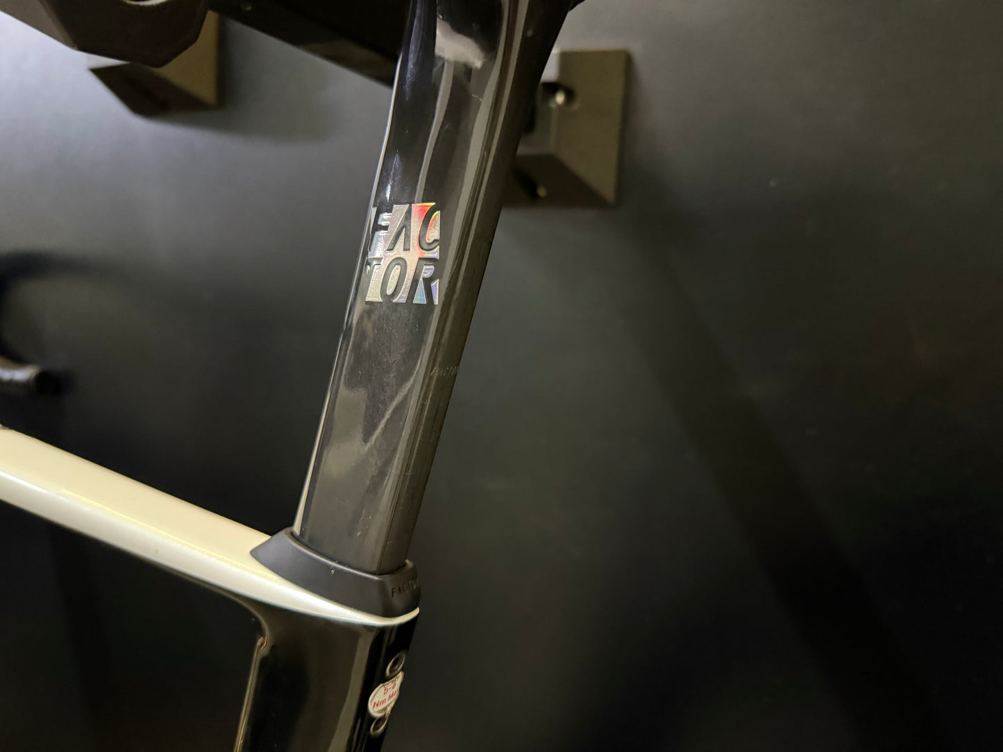 Bicicleta Factor Ostro Vam Premium Package