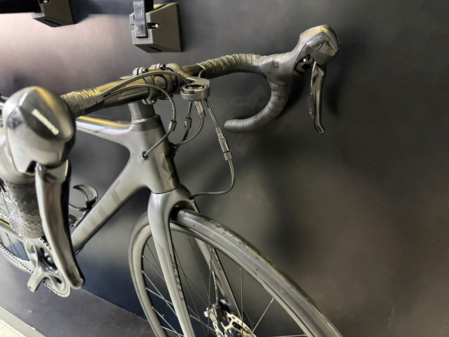 Bicicleta road Scott Addict 30 carbon disc
