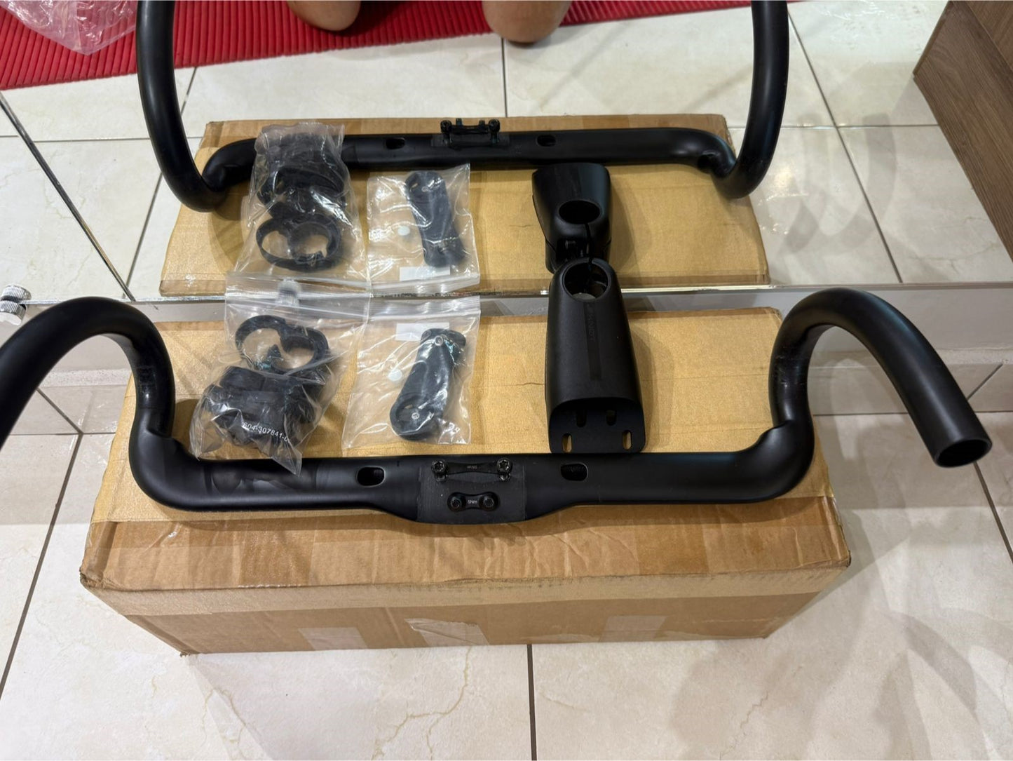 Guidão e Mesa Hollowgram Carbono – Ex-Mostruário
