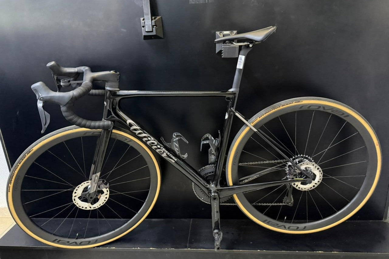 Bicicleta road Willier 0 SLR impecável