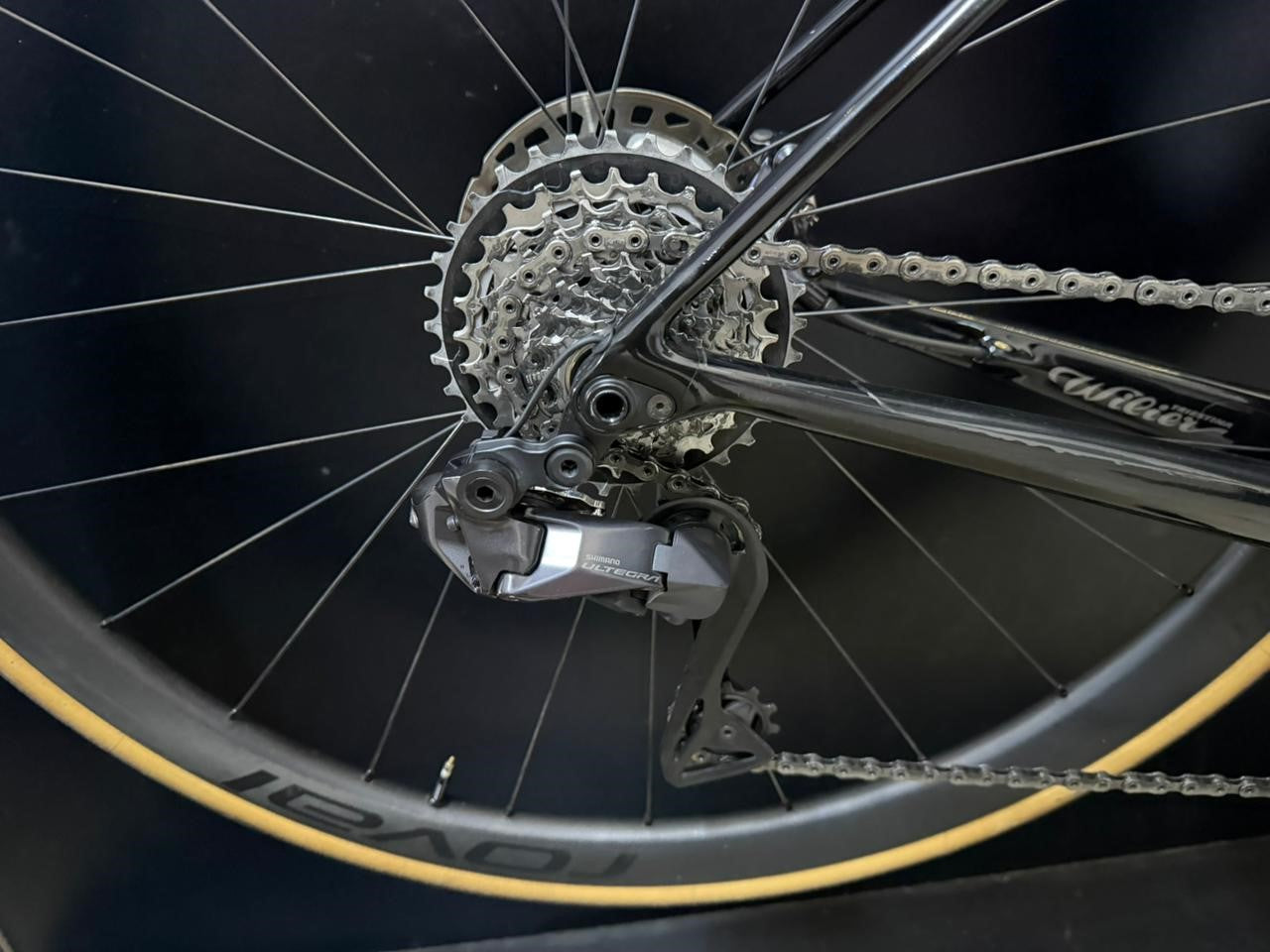 Bicicleta road Willier 0 SLR impecável
