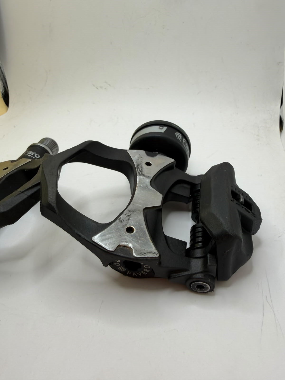 Pedal Favero Assioma Uno com Medidor de Potência (Seminovo)