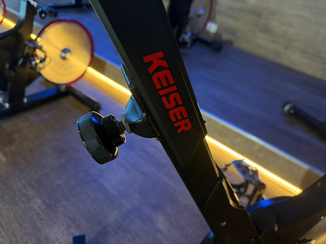 Bicicleta Ergométrica Indoor Profissional Keiser M3i LT