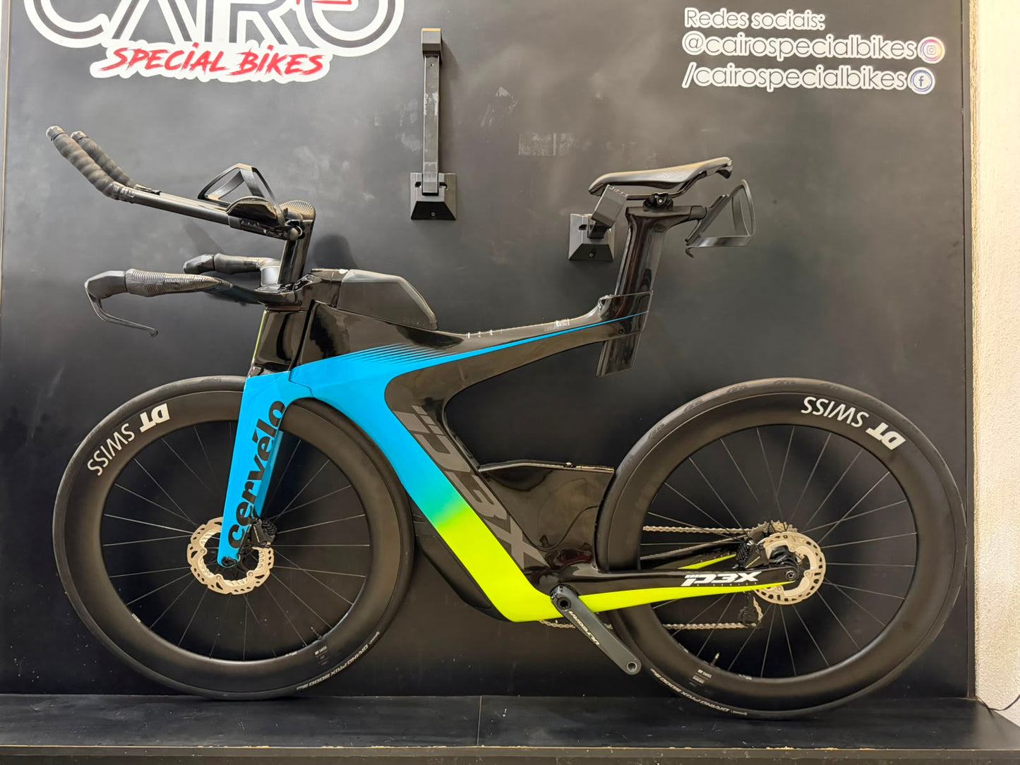 Bicicleta p/ triathlon Cervélo P3X impecável