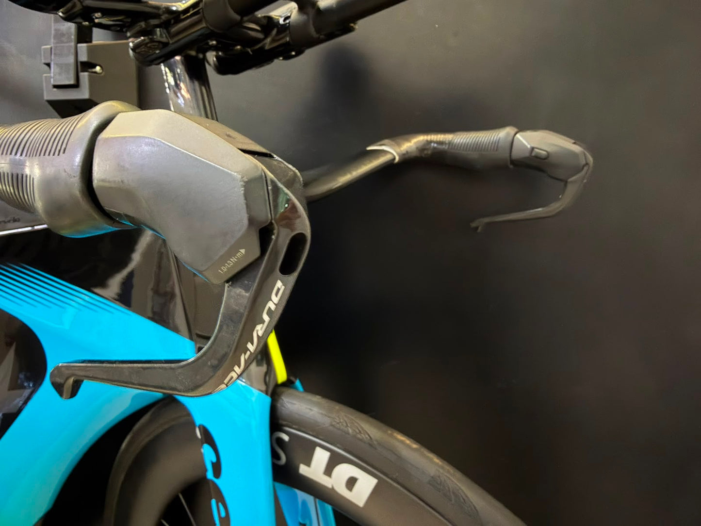Bicicleta p/ triathlon Cervélo P3X impecável