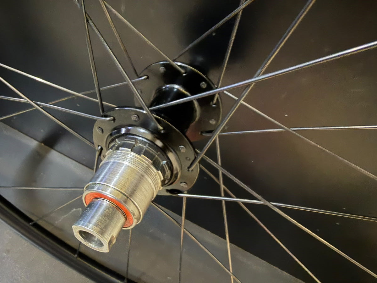 Roda DT SWISS R 470 - Tubeless  - Disc - XDR