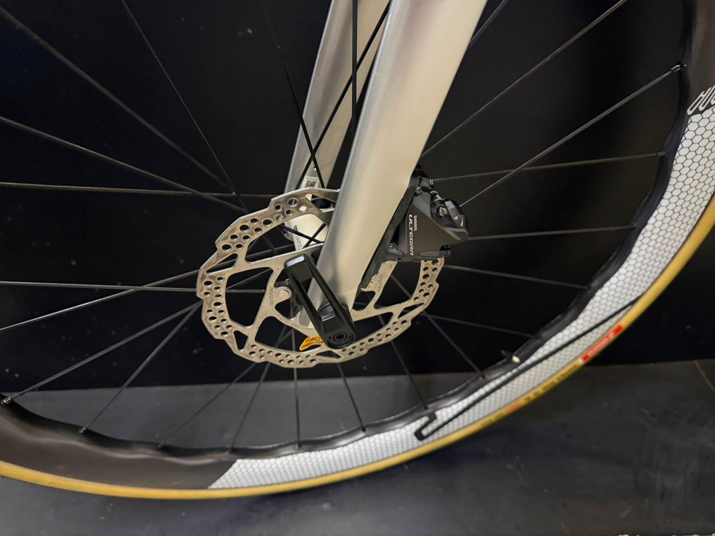 Bicicleta Canyon Aeroad CF SL Disc 8.0 Di2