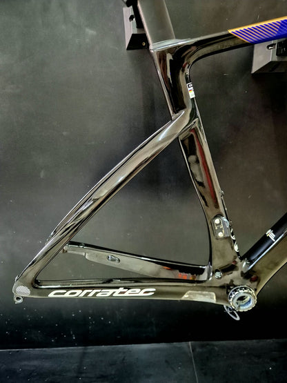 Quadro alemão Corratec CCT EVO