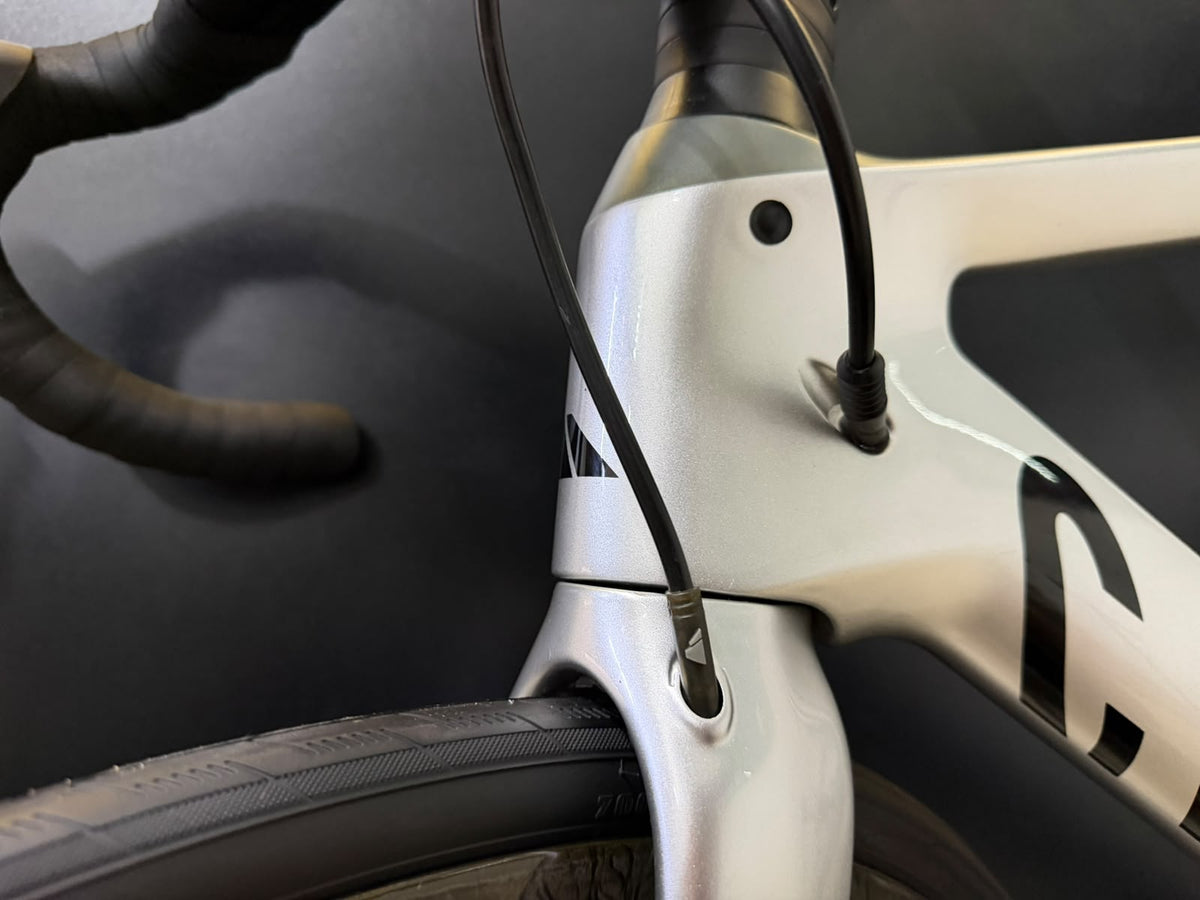 Bicicleta Canyon Aeroad CF SL Disc 8.0 Di2