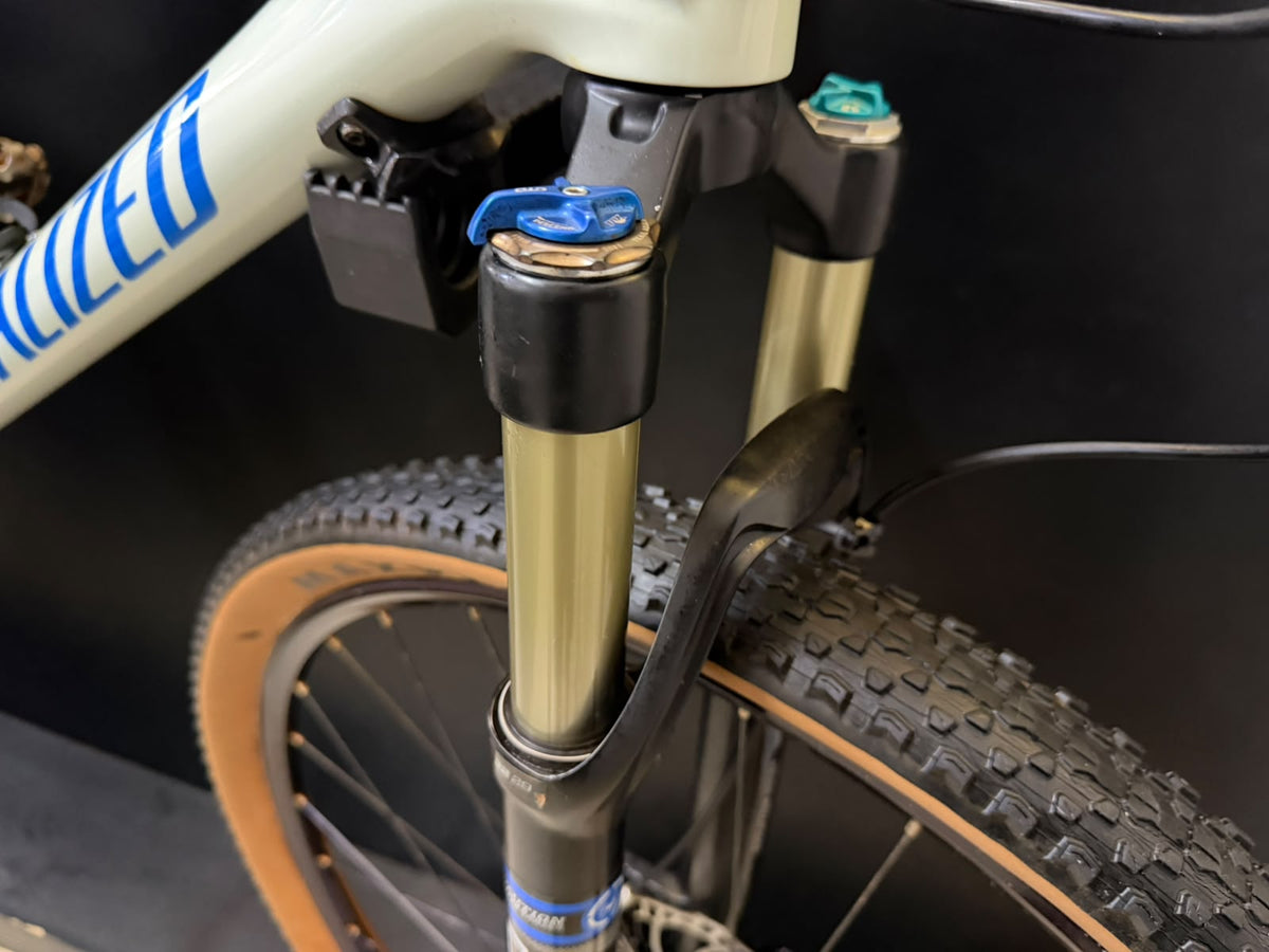 Bicicleta Specialized Epic HT