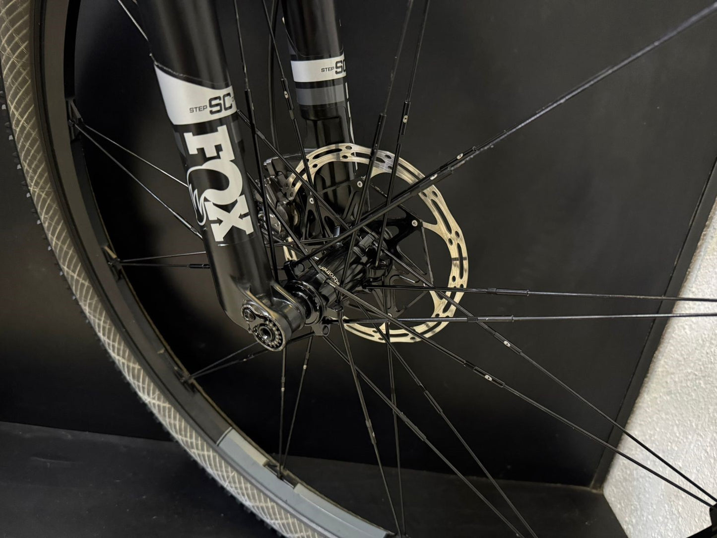 Bicicleta MTB audax Auge Carbon 40 imperdível!!!