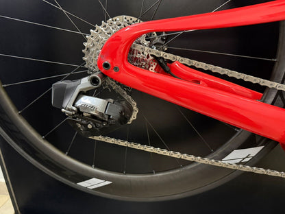 Bicicleta Triathlon Felt IAx Advanced - SRAM Rival AXS - Potenciômetro - 2024