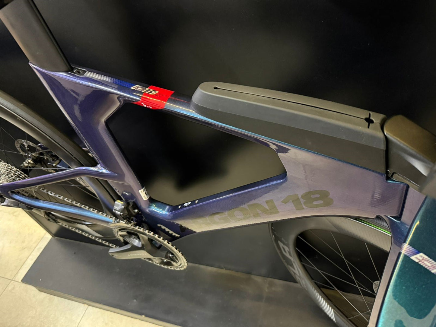 Bicicleta semizera p/ triathlon ARGON 18 TRI E-119 DISC