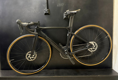 Bicicleta Colli V8 Disc customizada Sworks