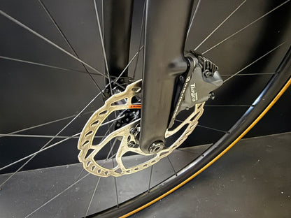 Bicicleta Colli V8 Disc customizada Sworks