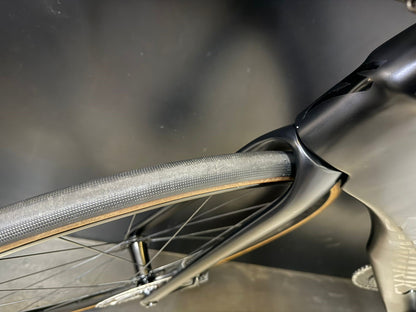 Bicicleta Colli V8 Disc customizada Sworks