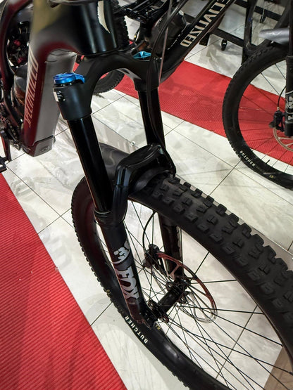 Bicicleta E-bike Specialized Turbo Levo Carbon