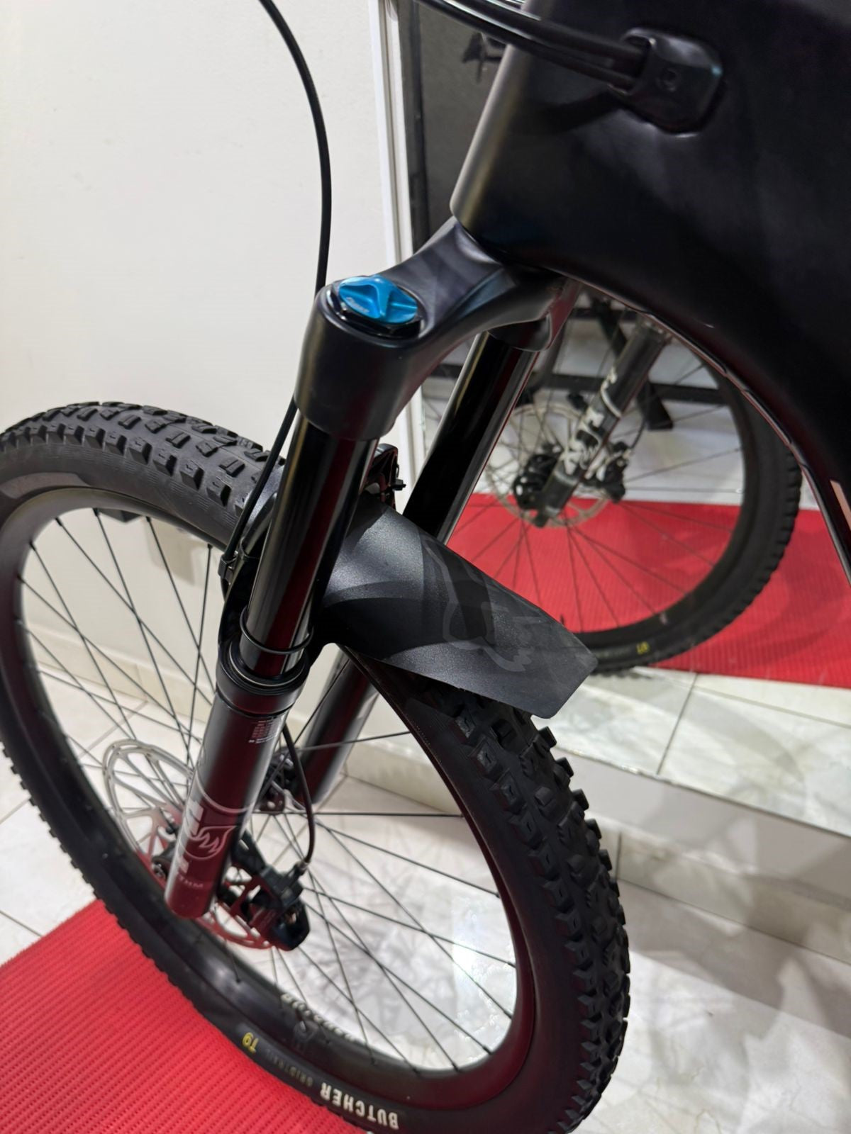 Bicicleta E-bike Specialized Turbo Levo Carbon