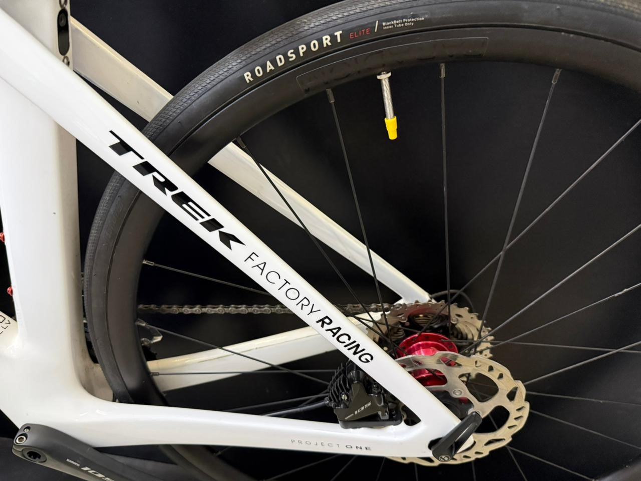 Bicicleta Speed Trek Madone SL7 Disc — 6ª Geração