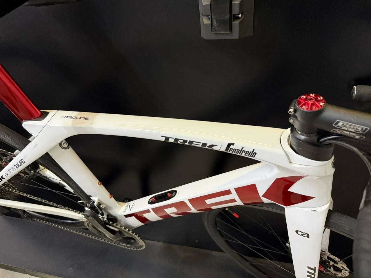 Bicicleta Speed Trek Madone SL7 Disc — 6ª Geração
