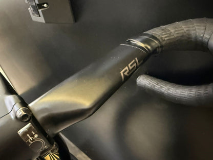 Bicicleta Road Trek Madone SL7 Gen 8 — Dark Star