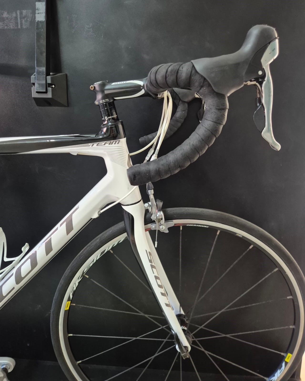 Bicicleta Road Scott CR1 Team Carbon