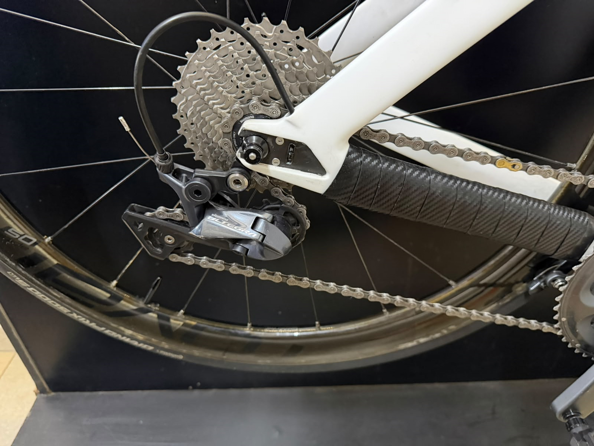 Bicicleta de Triathlon BMC Timemachine 02