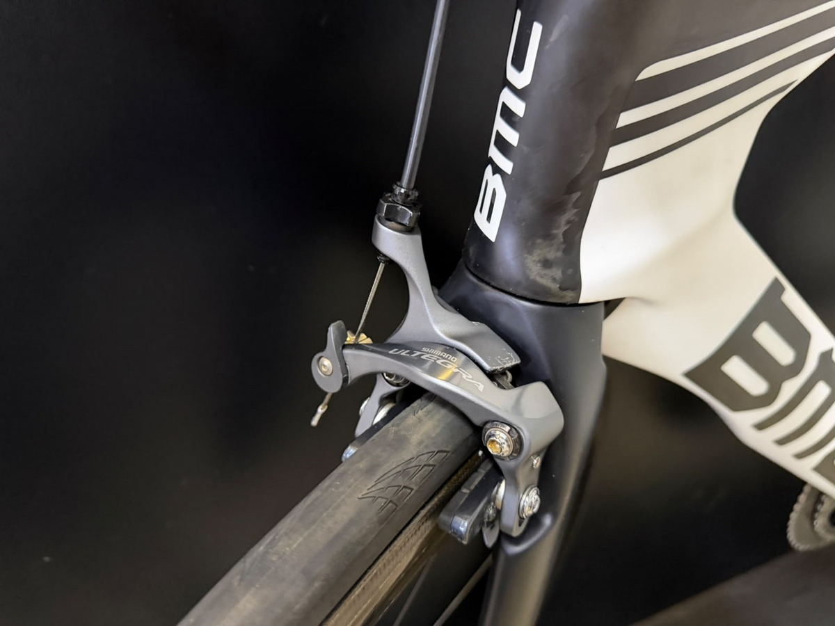 Bicicleta de Triathlon BMC Timemachine 02