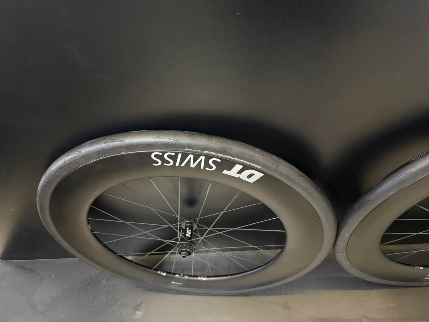 Par de rodas seminovas DT Swiss ARC 1100 DICUT 80mm