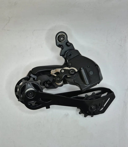 Câmbio Traseiro Shimano Ultegra Di2 RD-R8150 12v - Shadow RD - Capacidade 34T