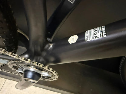 Bicicleta Caloi Elite Carbon Sport - Shimano SLX 12v - 2022