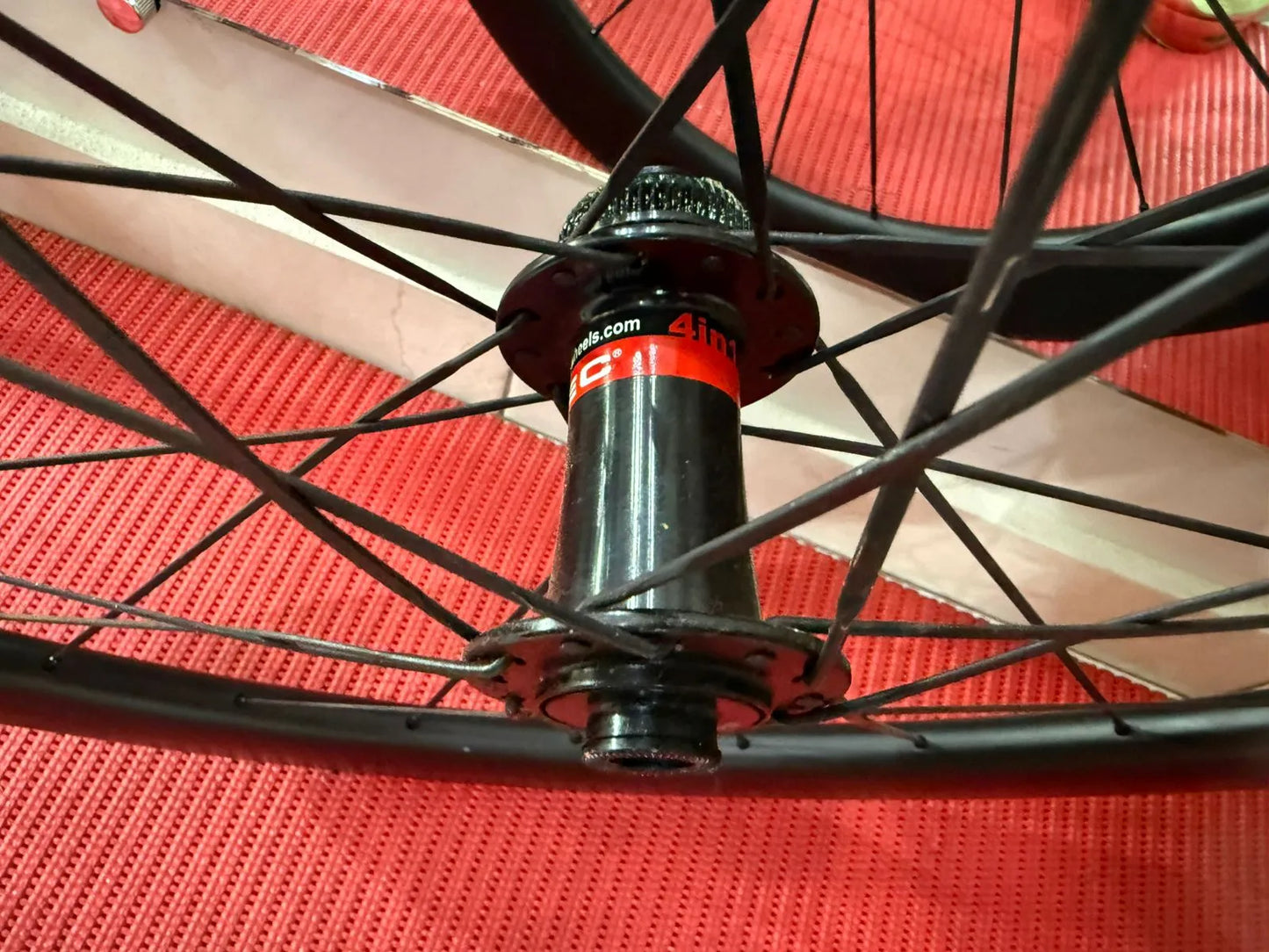 Par de Rodas Yoeleo Carbono SAT C50/C88 DB - Disc Center Lock - Tubeless - Setup 60/88mm