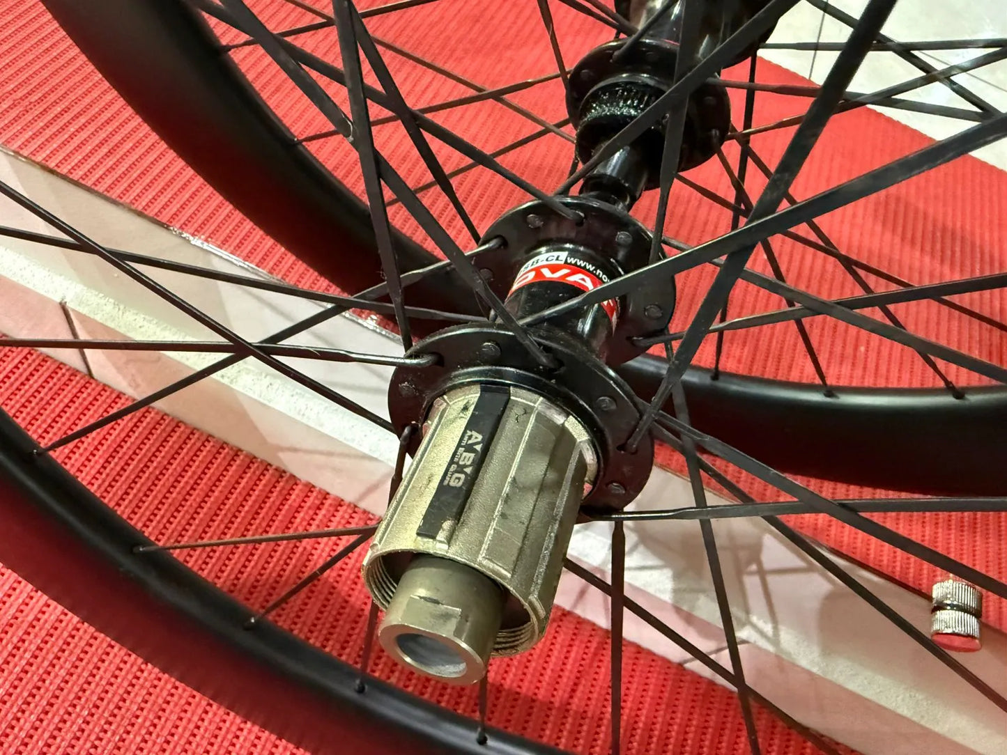 Par de Rodas Yoeleo Carbono SAT C50/C88 DB - Disc Center Lock - Tubeless - Setup 60/88mm