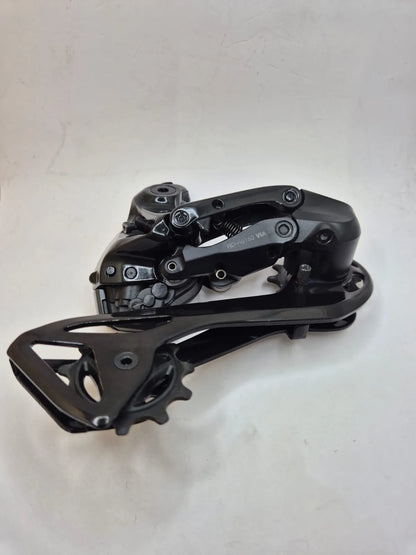 Câmbio Traseiro Shimano Ultegra Di2 RD-R8150 12v - Shadow RD - Capacidade 34T