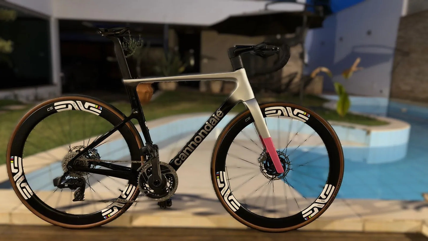 Bicicleta Cannondale SuperSix EVO Custom - SRAM Red AXS - Rodas CeramicSpeed - 2025