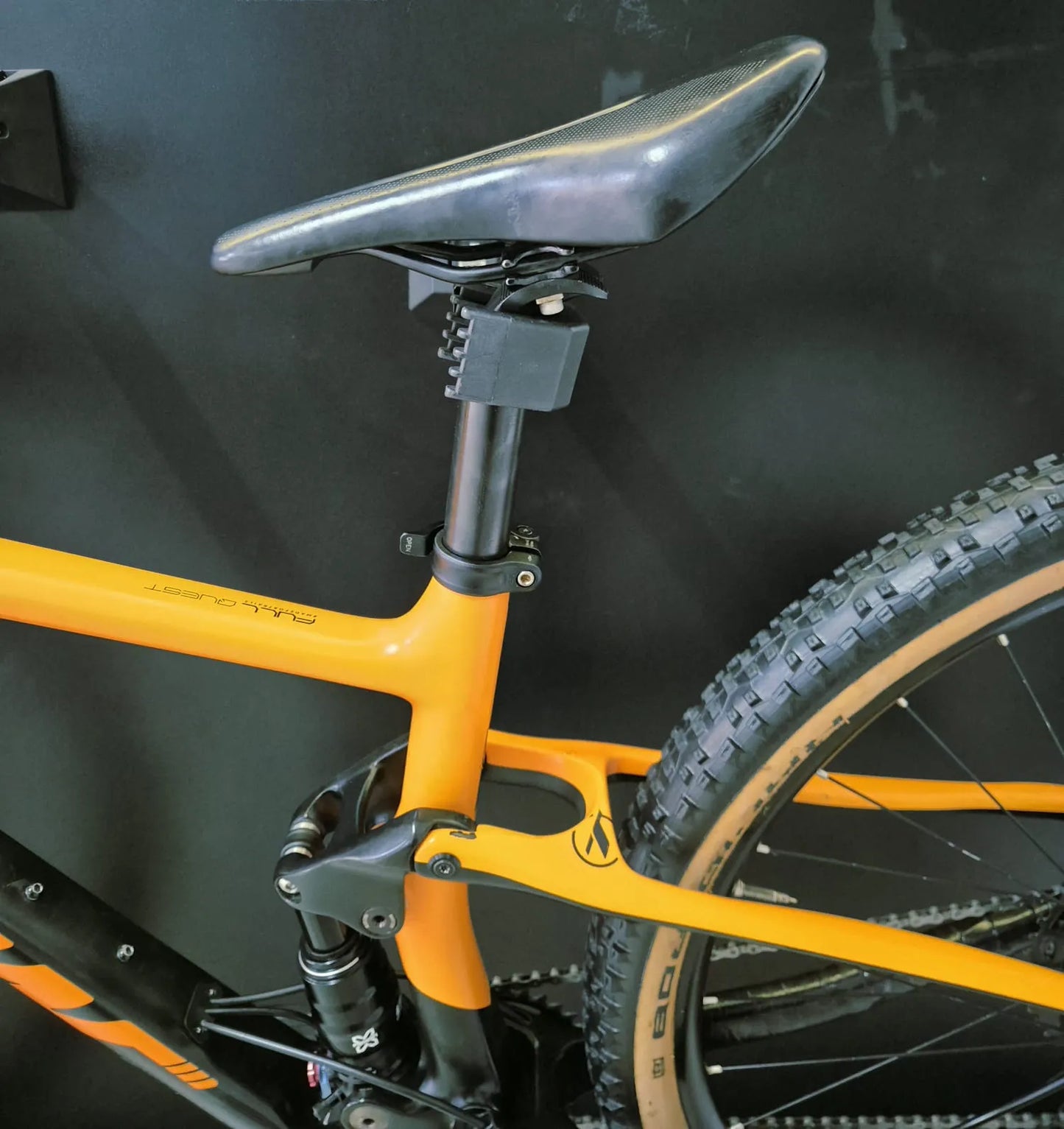 Bicicleta TSW Quest Full Suspension Carbono - SRAM NX 12v - Rodas Syncros - Tamanho 15