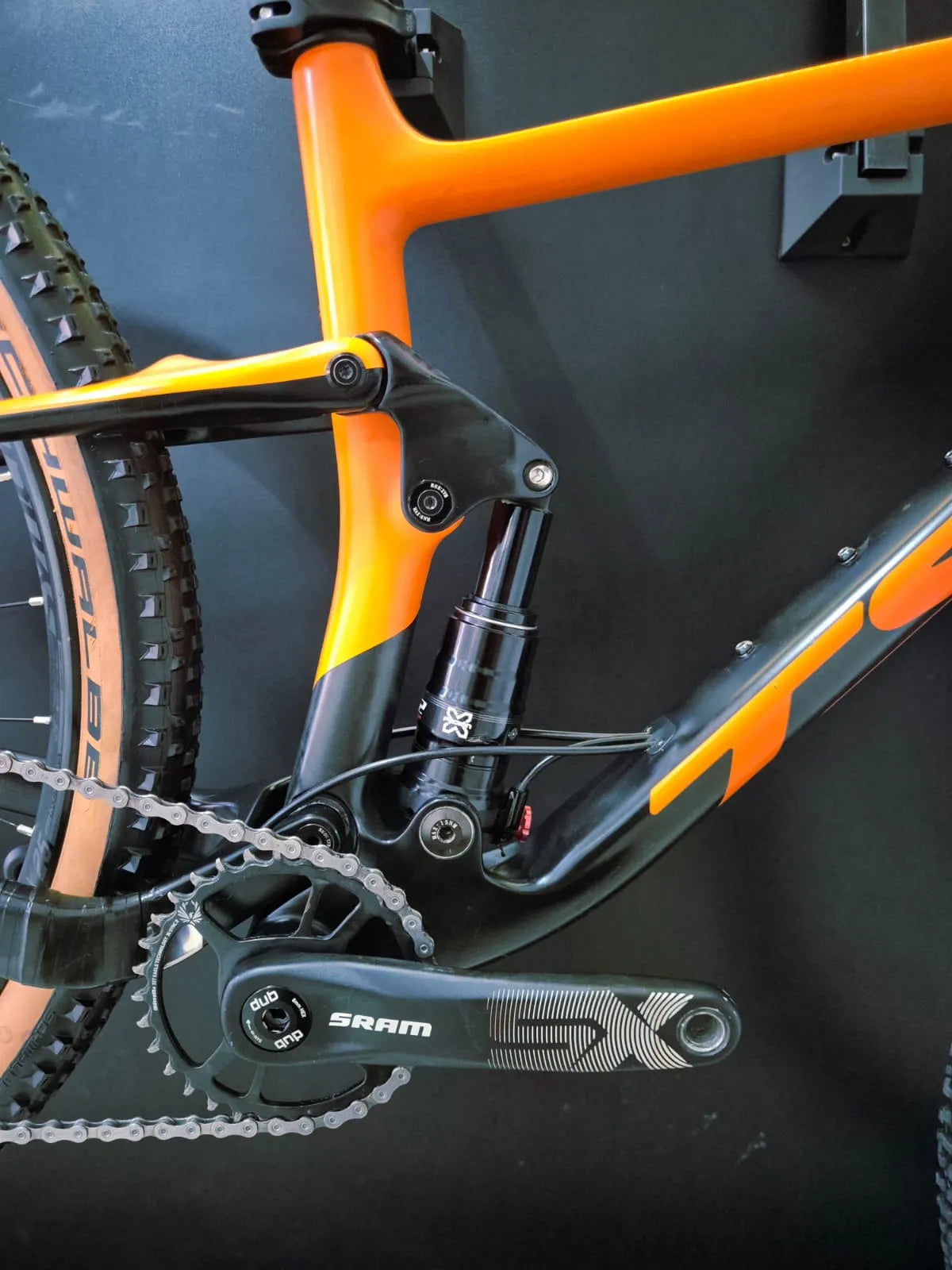 Bicicleta TSW Quest Full Suspension Carbono - SRAM NX 12v - Rodas Syncros - Tamanho 15