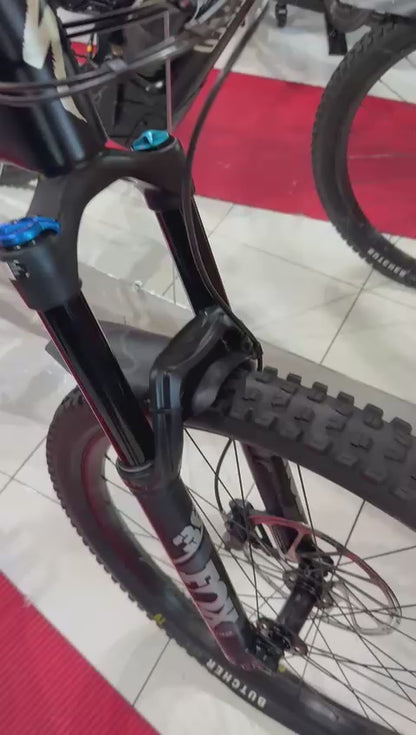 Bicicleta E-bike Specialized Turbo Levo Carbon