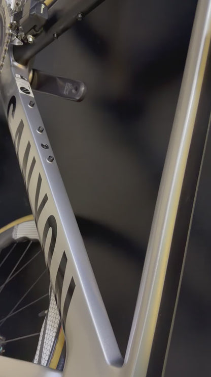 Bicicleta Canyon Aeroad CF SL Disc 8.0 Di2